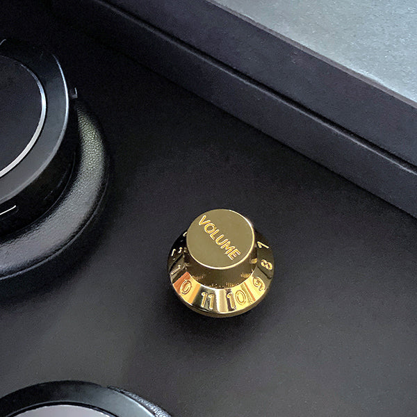Turn Me On Golden Guitar Knob Charm